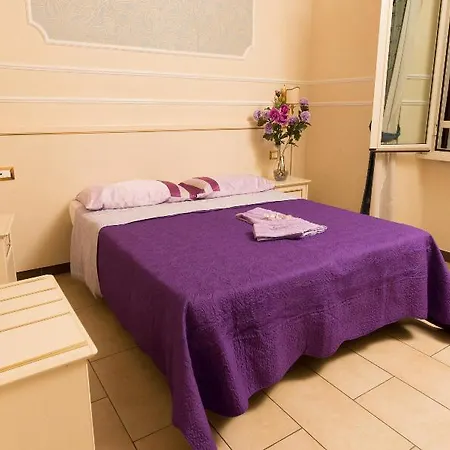 Casa de hóspedes Cesar Palace 2*