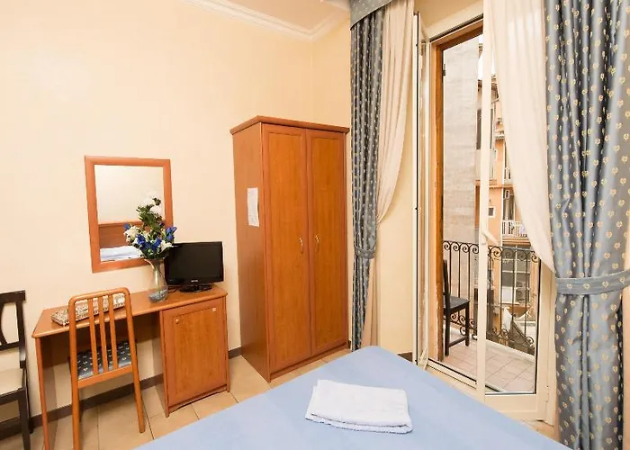 Cesar Palace Гостевой дом 2*