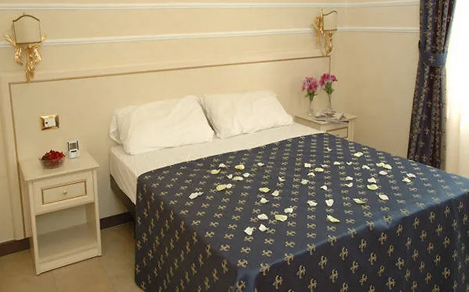 Гостевой дом Cesar Palace 2*