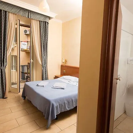 Cesar Palace Gæstehus 2*