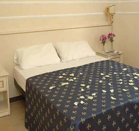 Gæstehus Cesar Palace 2*